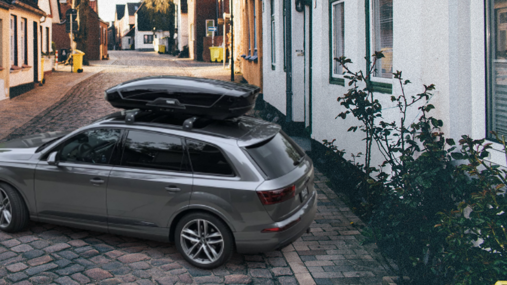 The #AudiQ7’s cargo box is so big I could fit three of